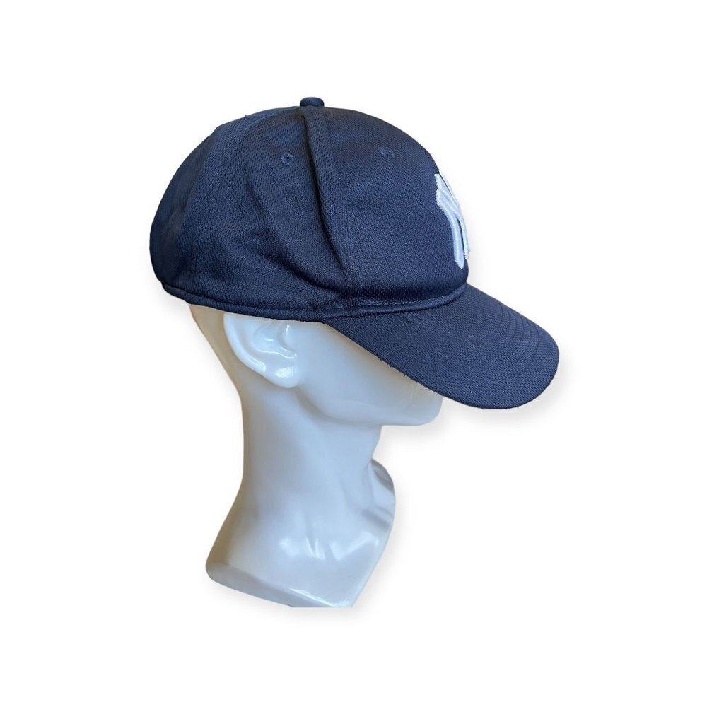 Team MLB Youth Fitted Embroidered Strapback Hat - Picture 2 of 6